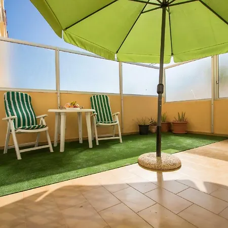 Summer Brise Daire Los Cristianos (Tenerife)